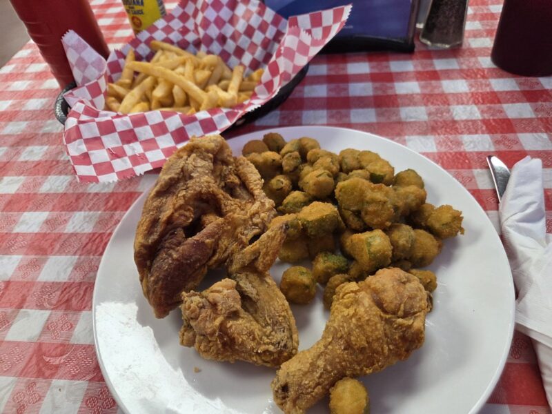 Roper's Country Store & Cafe