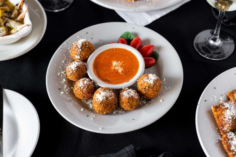 Lomonte's Italian Restaurant & Bar - W Houston