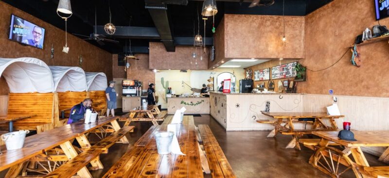 Chuckwagon BBQ & Burgers