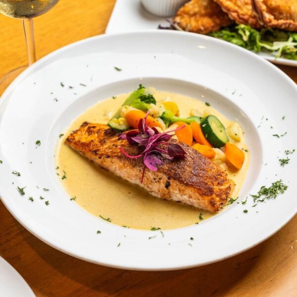 The Oaks Restaurant & Bar
